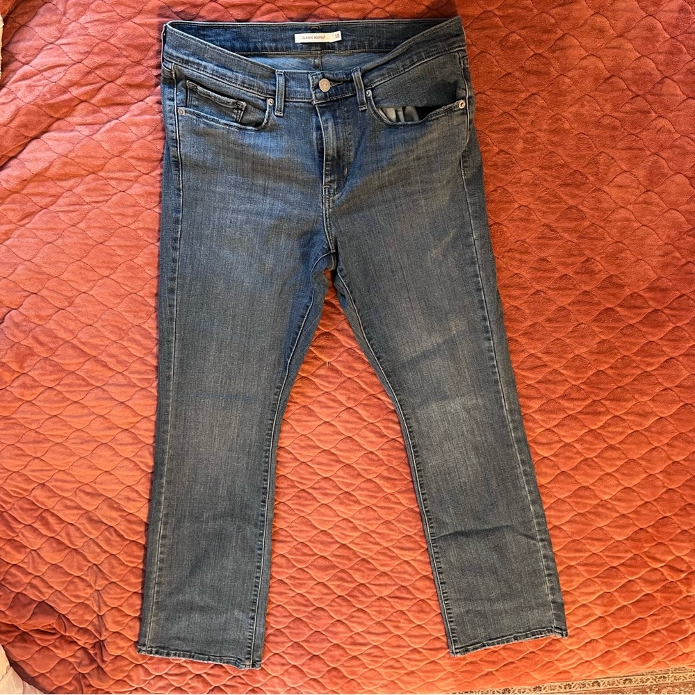 Levi’s bootcut jeans